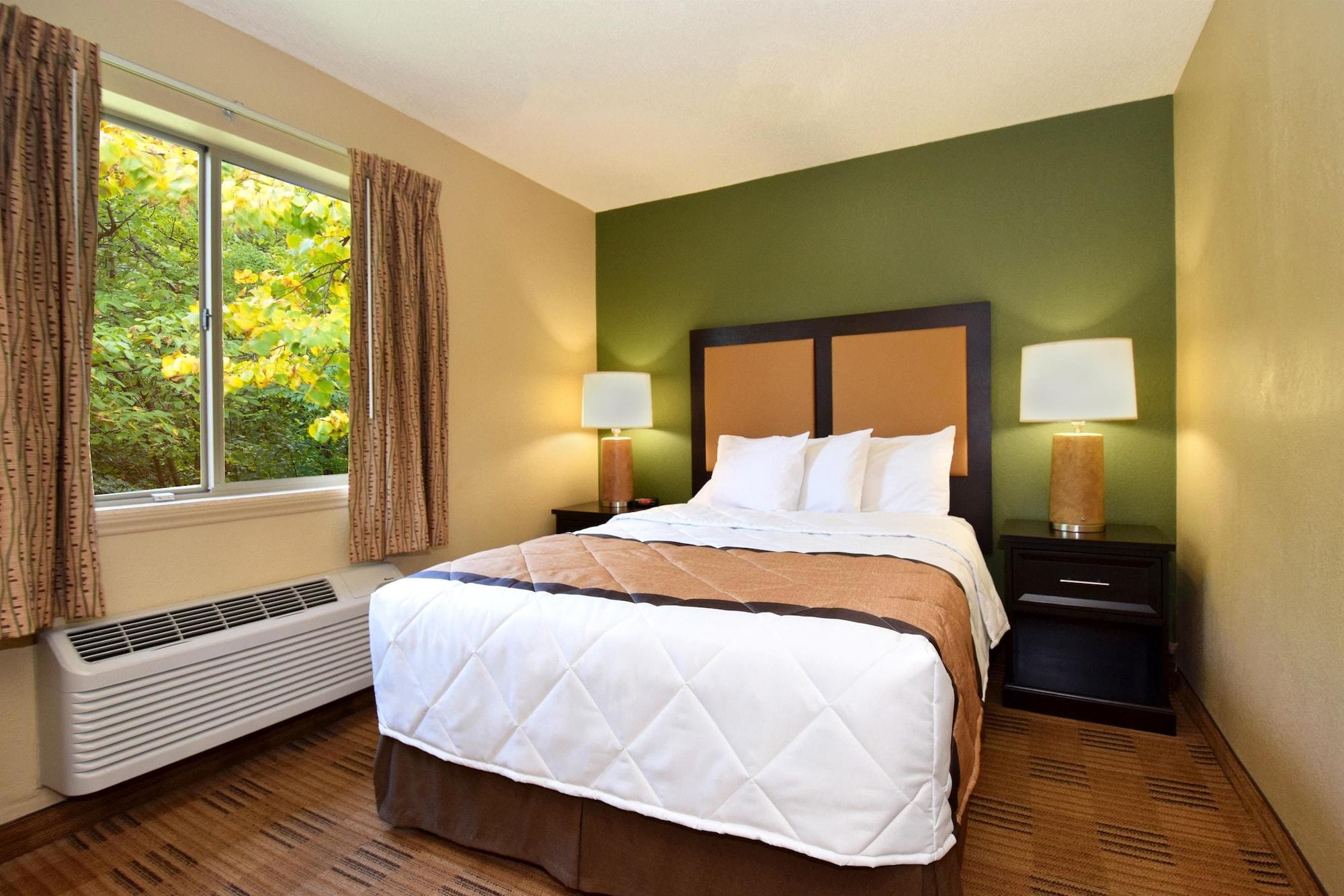 Extended Stay America Select Suites - Madison - Old Sauk Rd Ngoại thất bức ảnh