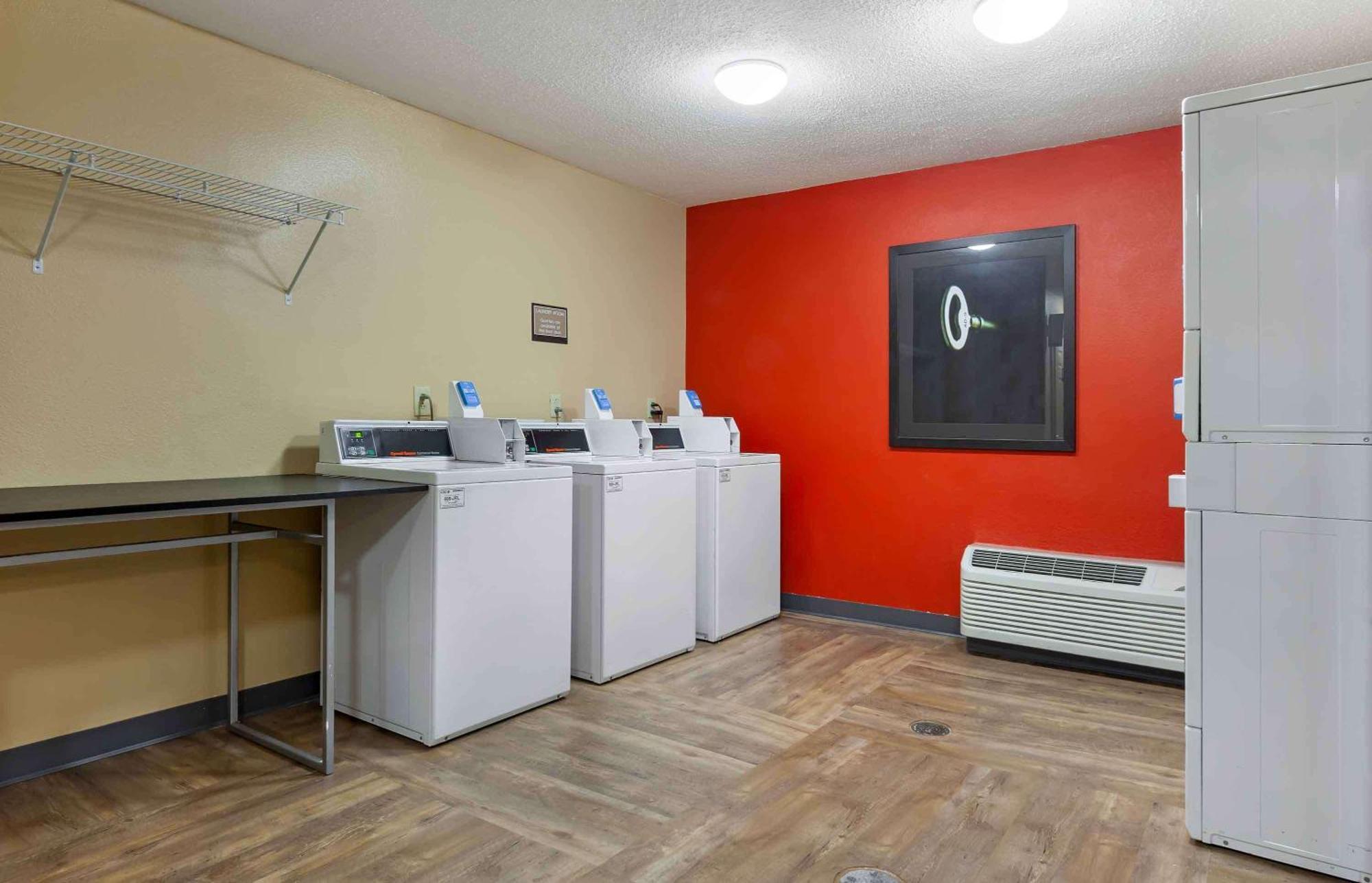 Extended Stay America Select Suites - Madison - Old Sauk Rd Ngoại thất bức ảnh