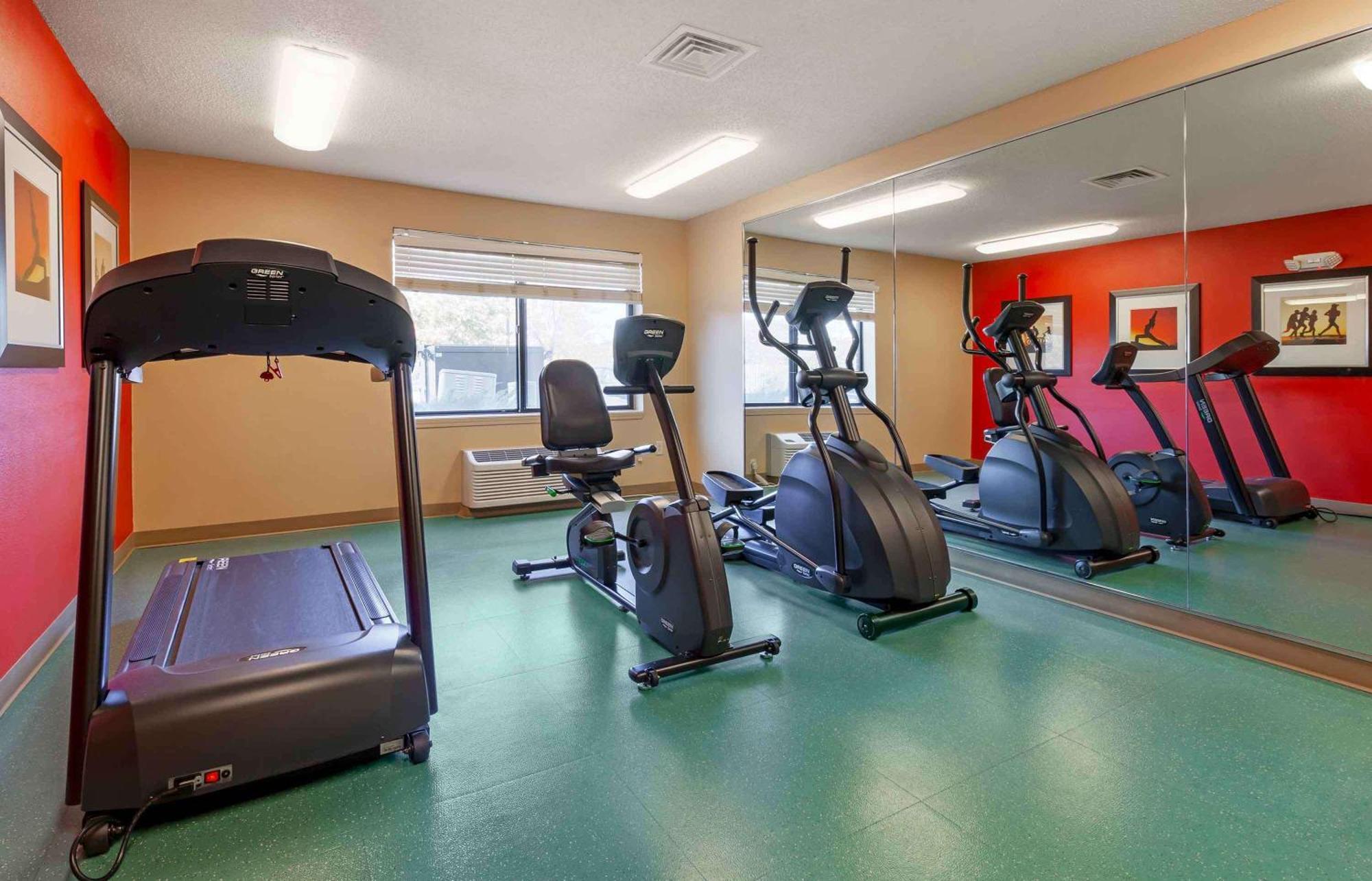 Extended Stay America Select Suites - Madison - Old Sauk Rd Ngoại thất bức ảnh