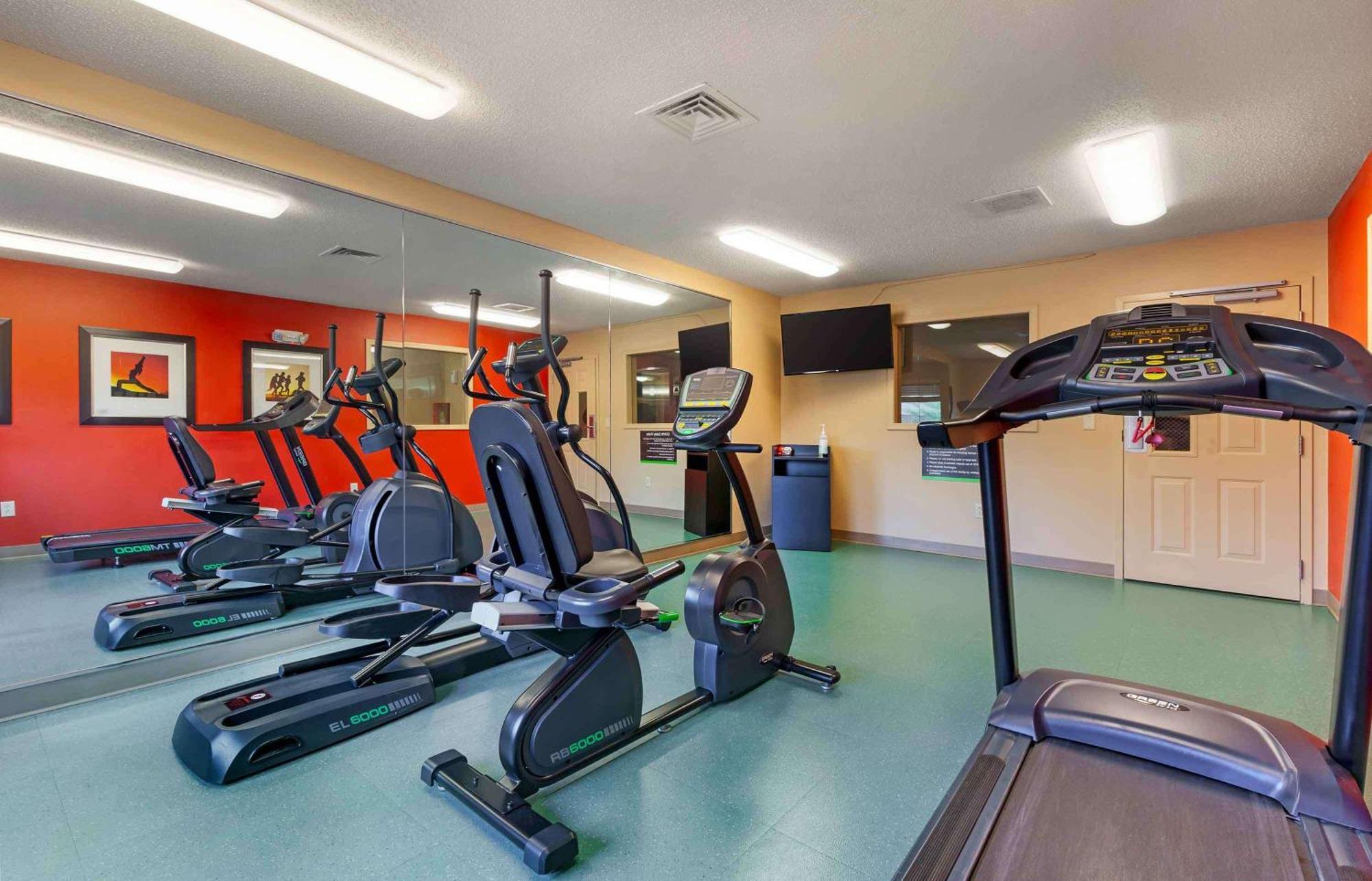 Extended Stay America Select Suites - Madison - Old Sauk Rd Ngoại thất bức ảnh