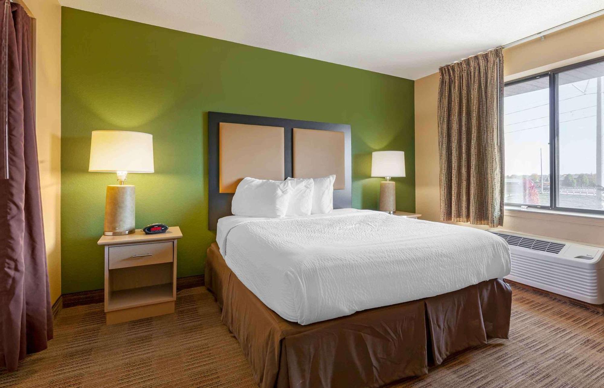 Extended Stay America Select Suites - Madison - Old Sauk Rd Ngoại thất bức ảnh