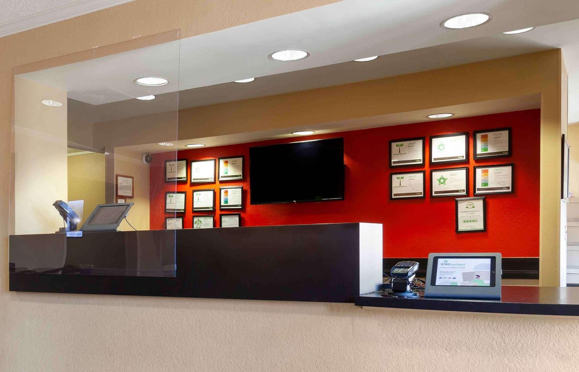 Extended Stay America Select Suites - Madison - Old Sauk Rd Ngoại thất bức ảnh