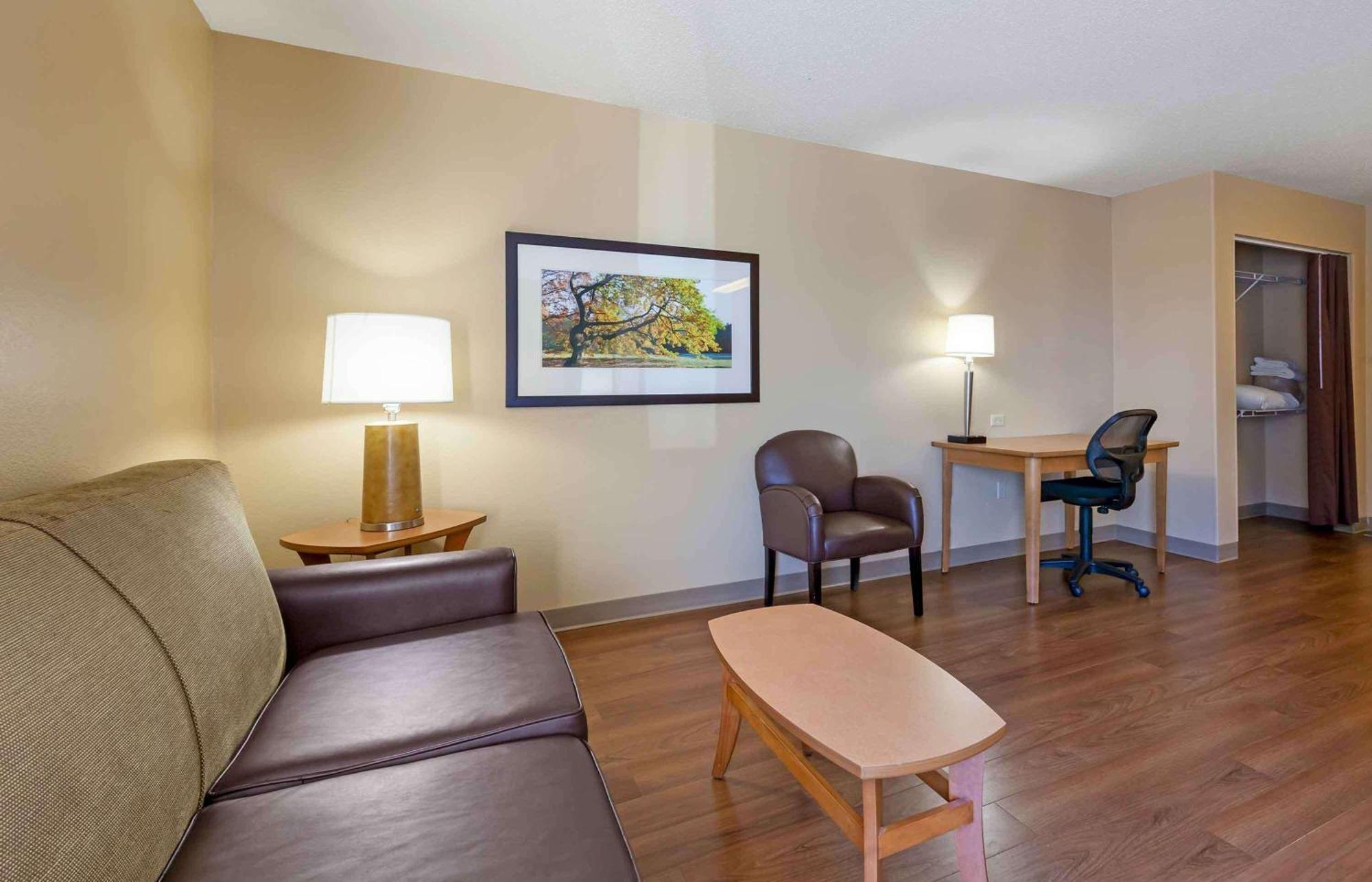 Extended Stay America Select Suites - Madison - Old Sauk Rd Ngoại thất bức ảnh